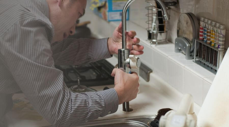 Professional tankless water heater installation in Cedarcreek, MO